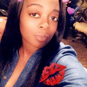 Meet your Posher, Valerie